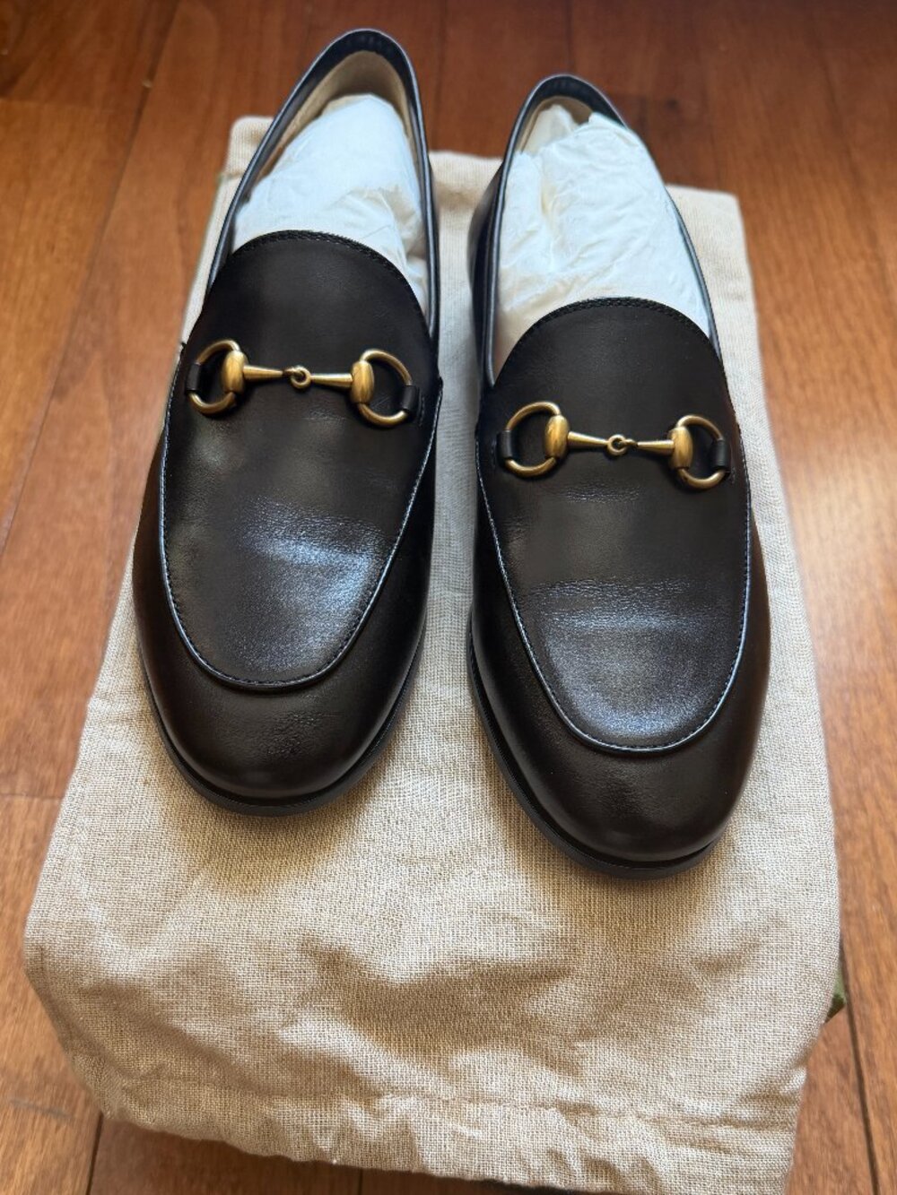 GUCCI Women's Jordaan Loafer (37.5 / 7.5 US)